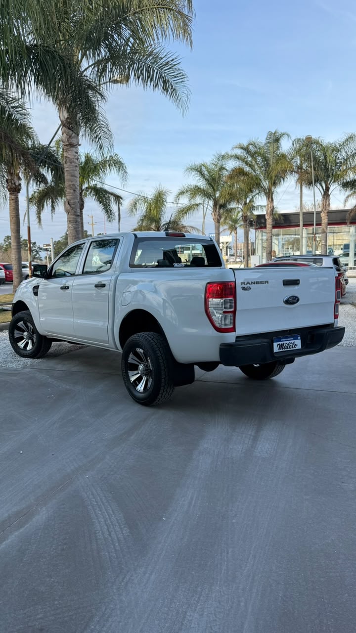 FORD - RANGER   XL  2.2L  4X2  - MANUAL  - 2023